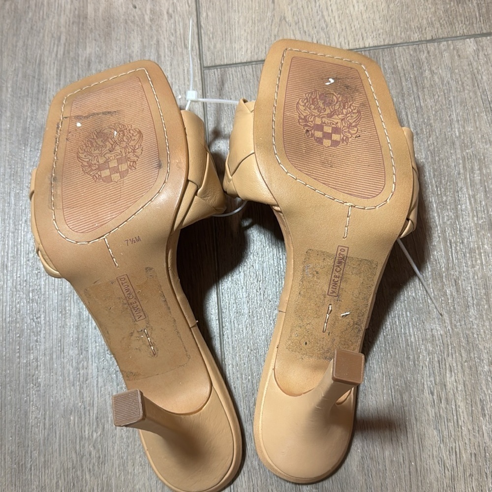 NEW! Vince Camuto Light Brown Brelanie Sandal - Size 7.5 🚜 - Picture 11 of 11